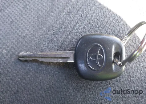 2009 Toyota Yaris from USA, damaged, VIN JTDKT903095233617